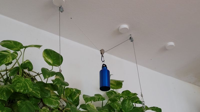 240 Chihiros Lampe Aufhängung.jpg