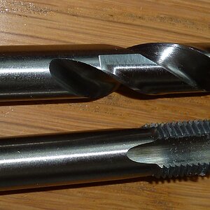 11,5mm Bohrer und G1/4" Gewindebohrer